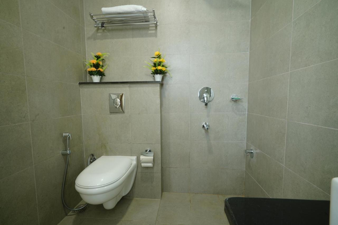 فندق Octave Orchid Vista غورغاون المظهر الخارجي الصورة